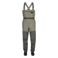 Wodery Simms Tributary Stockingfoot Basalt (model do 2025) – na manekinie, z przodu