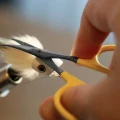 Nożyczki Loon Ergo Curved Hair Scissors – Yellow 2.webp
