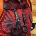 Kleszczyki z nożyczkami dla leworęcznych Loon Rogue Left Handed Scissor Forceps 3.webp