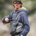 Kurtka ocieplana Simms Fall Run Insulated Hoody Selvedge – w terenie