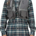 Kamizelka wędkarska Simms Freestone Vest Pewter – kieszenie piersiowe