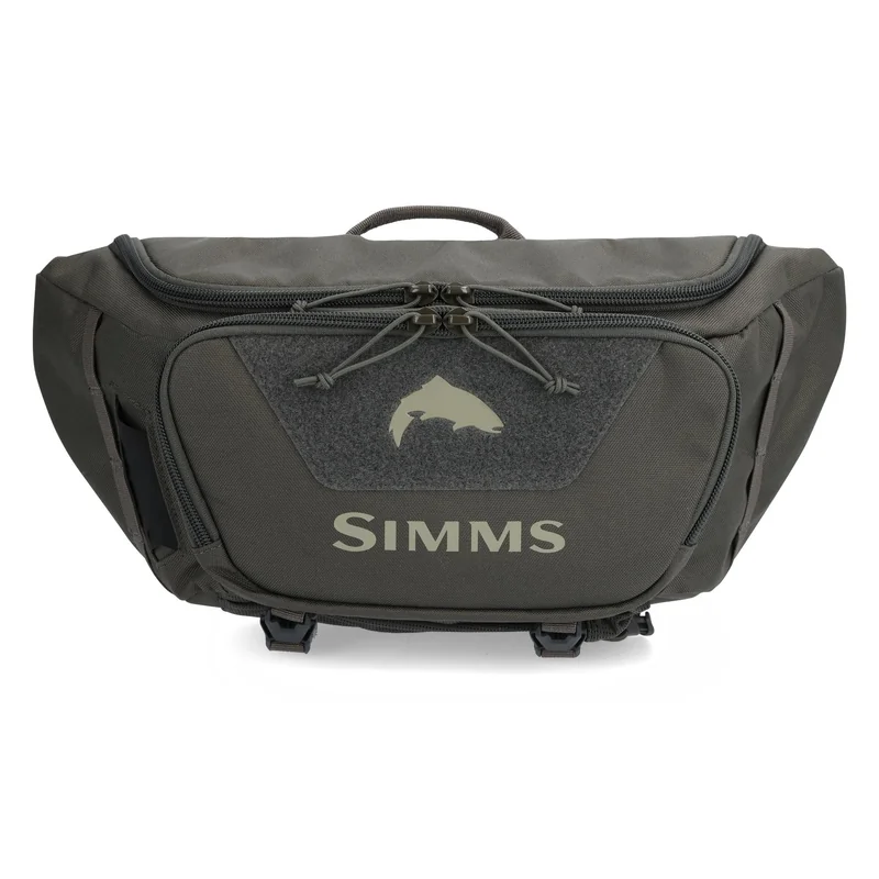 Nerka wędkarska Simms Tributary Hip Pack Basalt – z przodu
