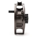 Kołowrotek muchowy Lamson Guru E-Series – Tungsten, ujęcie 3