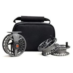 Kołowrotek muchowy Lamson Liquid S 3-Pack – zestaw z dwiema szpulami