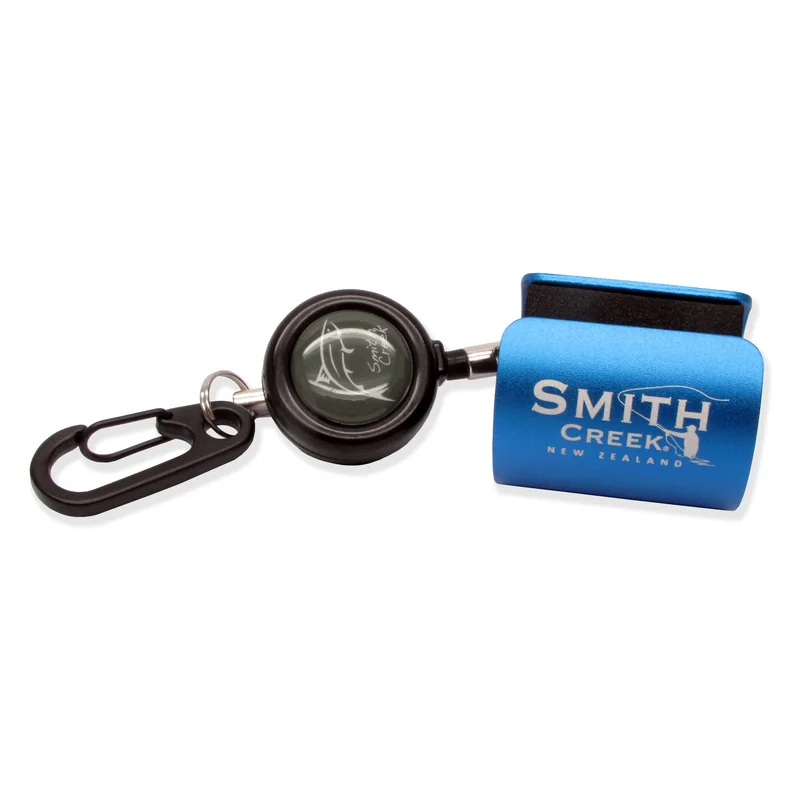 Uchwyt do wędki Smith Creek Rod Clip+ z linką zwijaną – Blue
