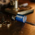 Uchwyt do wędki Smith Creek Rod Clip+ z linką zwijaną – Blue, ujęcie 4