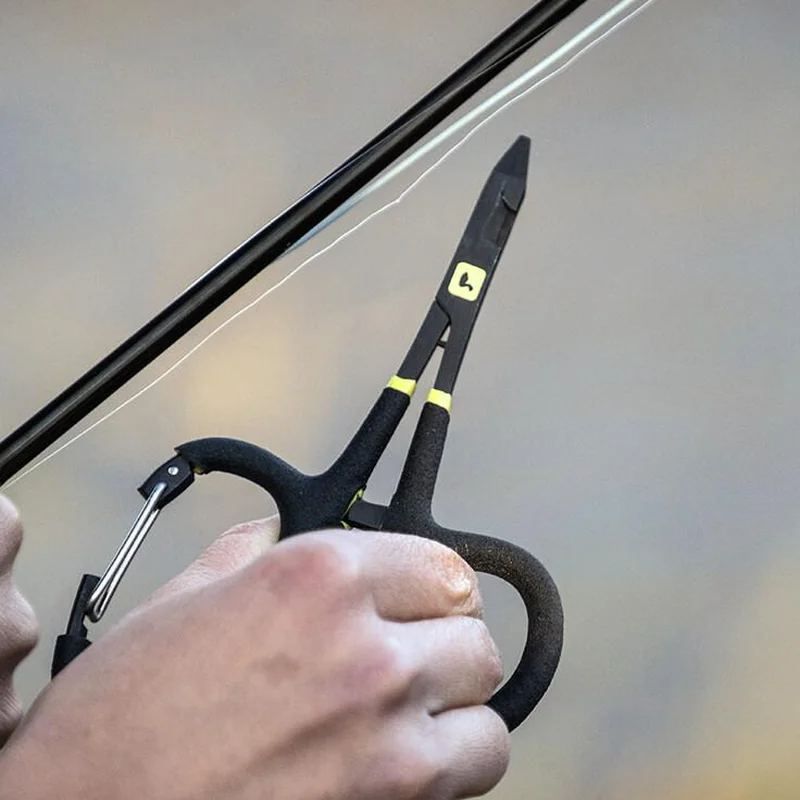 Kleszczyki Loon Rogue Quickdraw Forceps – Oczko karabińczykowe i matowe wykończenie