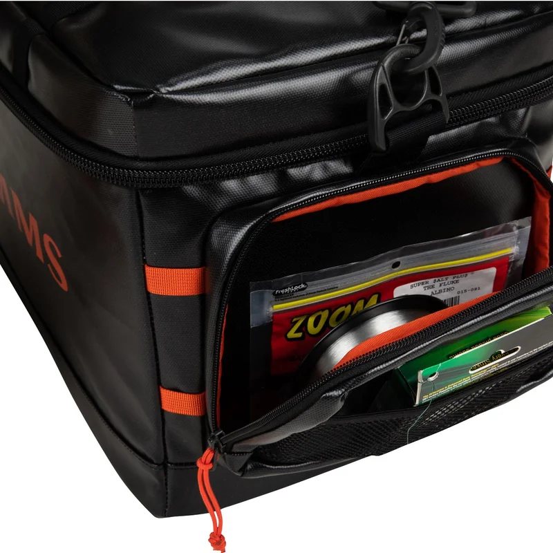 Torba wędkarska Simms Stash Bag Black – kieszenie boczne