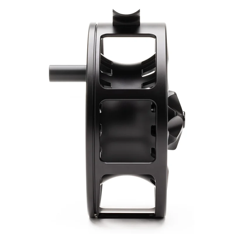 Kołowrotek muchowy Lamson Guru S HD – pełna rama z boku