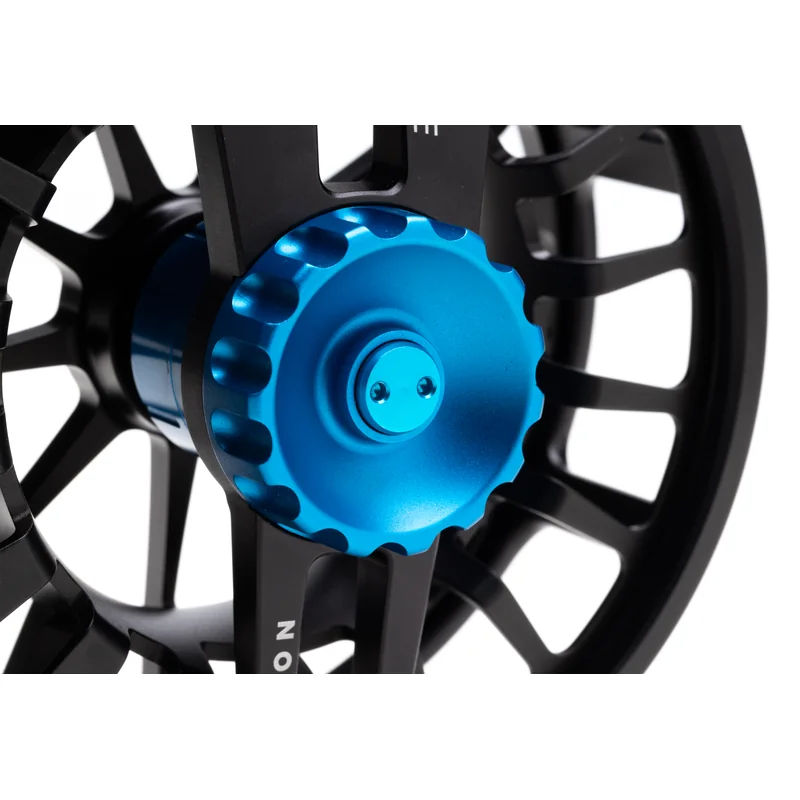 Kołowrotek muchowy Lamson Centerfire HD – pokrętło hamulca